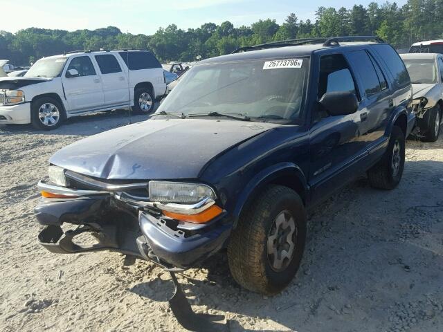 1GNDT13W82K184911 - 2002 CHEVROLET BLAZER BLUE photo 2