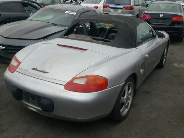 WP0CA298XXU629802 - 1999 PORSCHE BOXSTER SILVER photo 4