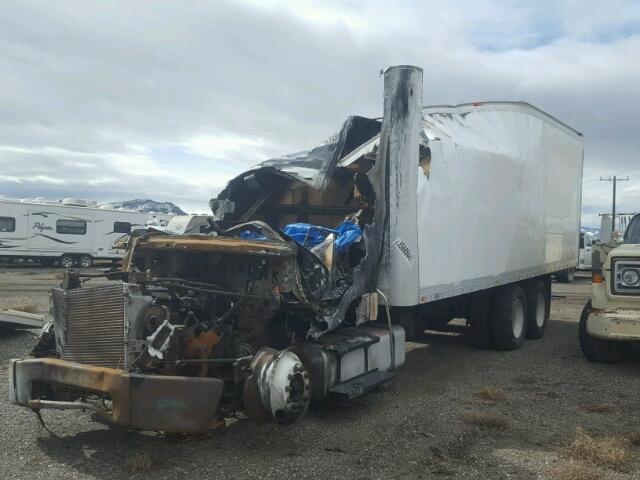 1FVHCYBSX8HZ44266 - 2008 FREIGHTLINER M2 WHITE photo 2