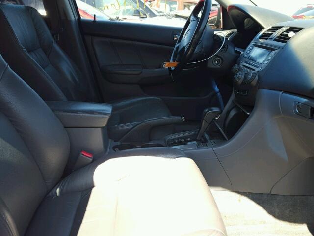 1HGCM66517A003082 - 2007 HONDA ACCORD RED photo 5