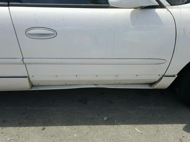 2G4WB52K731130698 - 2003 BUICK REGAL LS 白色 照片 9