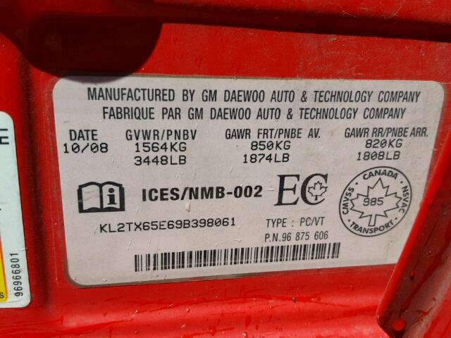 KL2TX65E69B398061 - 2009 PONTIAC G3 WAVE SE RED photo 10