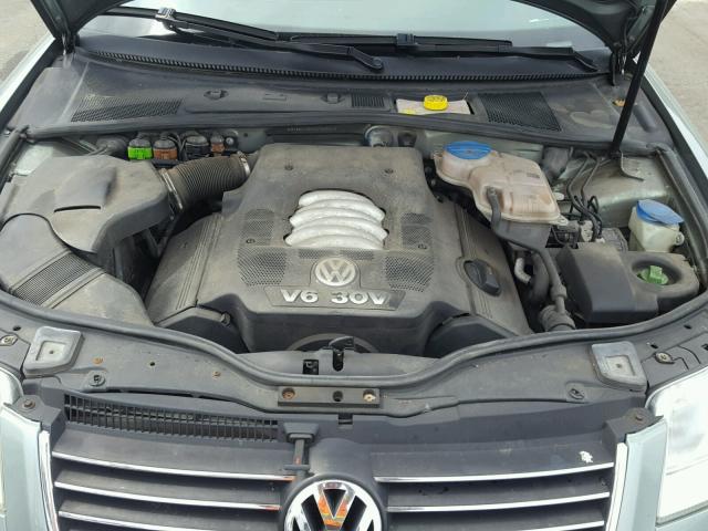 WVWWU63B45E145857 - 2005 VOLKSWAGEN PASSAT GLX 绿色 照片 7