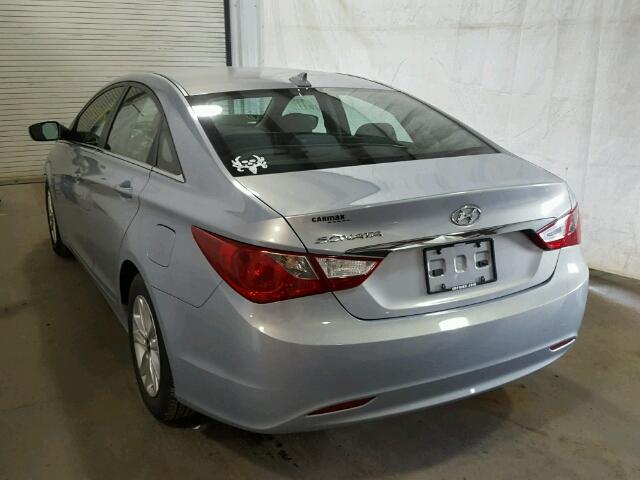 5NPEB4AC5DH546995 - 2013 HYUNDAI SONATA GLS BLUE photo 3