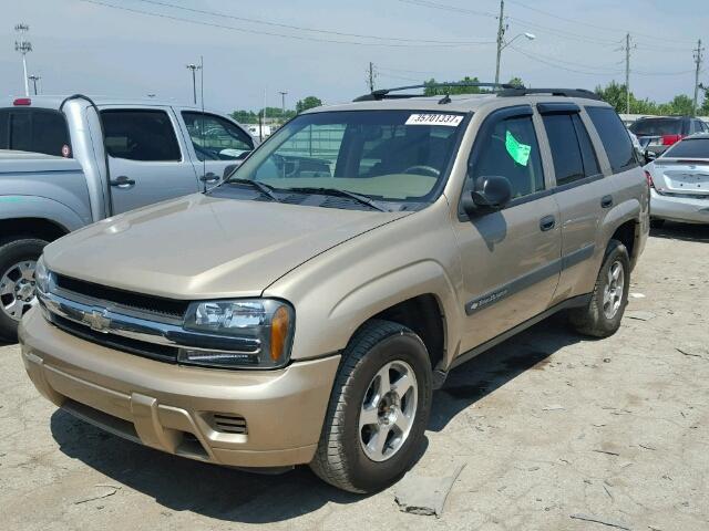 1GNDT13S142179114 - 2004 CHEVROLET TRAILBLAZE BROWN photo 2