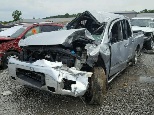 1N6BA07A36N503406 - 2006 NISSAN TITAN XE SILVER photo 2