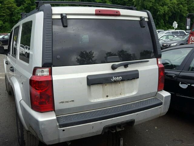 1J8HG48N66C245830 - 2006 JEEP COMMANDER 银色 照片 3