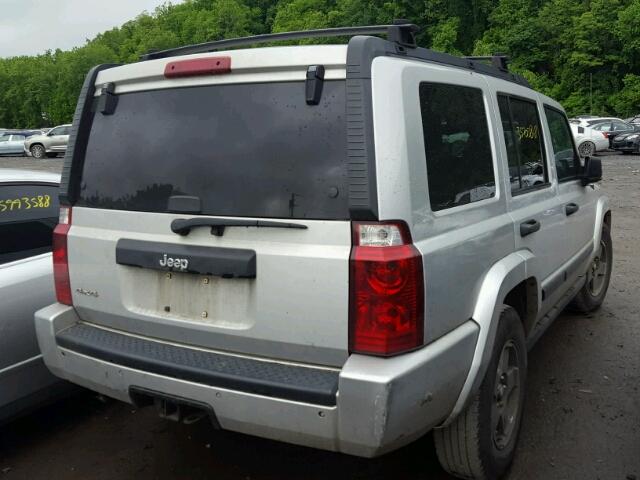1J8HG48N66C245830 - 2006 JEEP COMMANDER 银色 照片 4
