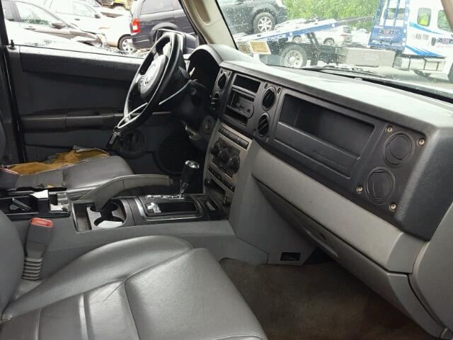 1J8HG48N66C245830 - 2006 JEEP COMMANDER 银色 照片 5