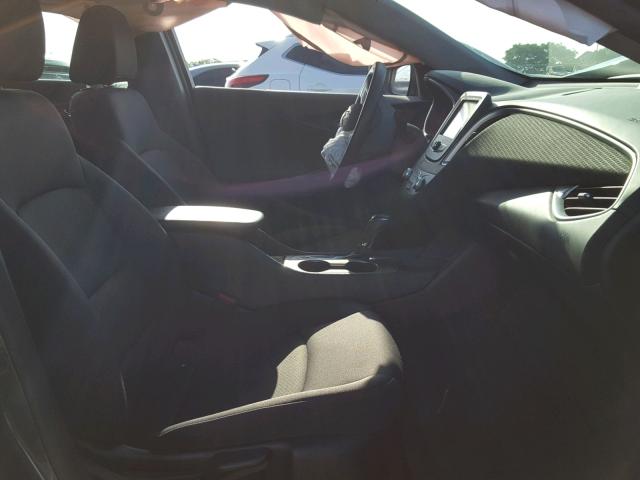 1G1ZB5STXHF238428 - 2017 CHEVROLET MALIBU LS ნაცრისფერი ფოტო 5