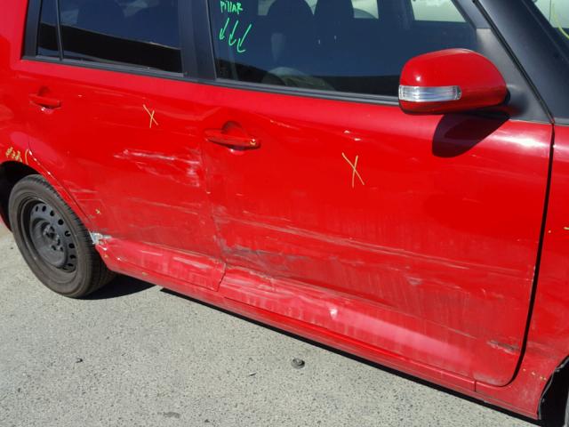 JTLZE4FE7FJ071285 - 2015 TOYOTA SCION XB RED photo 9