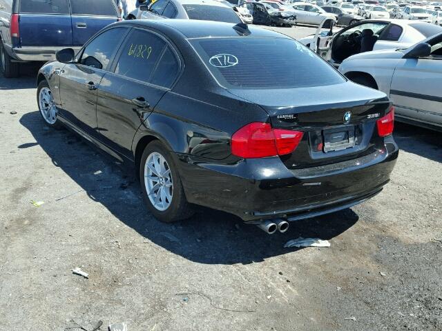 WBAPH5G54ANM70328 - 2010 BMW 328 BLACK photo 3