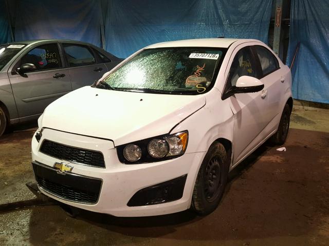 1G1JA5SH5G4106862 - 2016 CHEVROLET SONIC LS 白色 照片 2