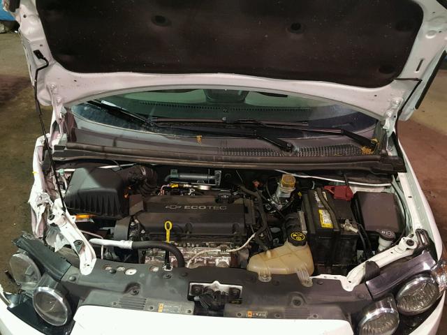 1G1JA5SH5G4106862 - 2016 CHEVROLET SONIC LS 白色 照片 7