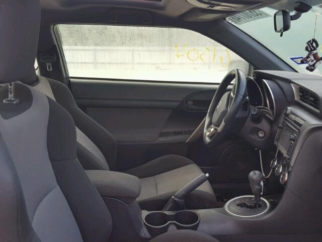 JTKJF5C79E3088215 - 2014 TOYOTA SCION TC 灰色 照片 5