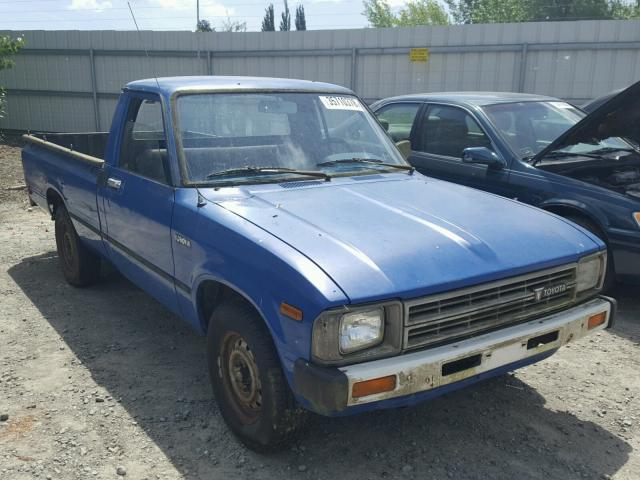 JT4RN44E8C0094039 - 1982 TOYOTA PICKUP 3/4 BLUE photo 1