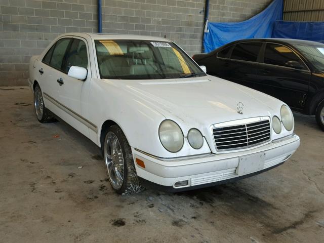 WDBJF72F6VA285946 - 1997 MERCEDES-BENZ E 420 WHITE photo 1