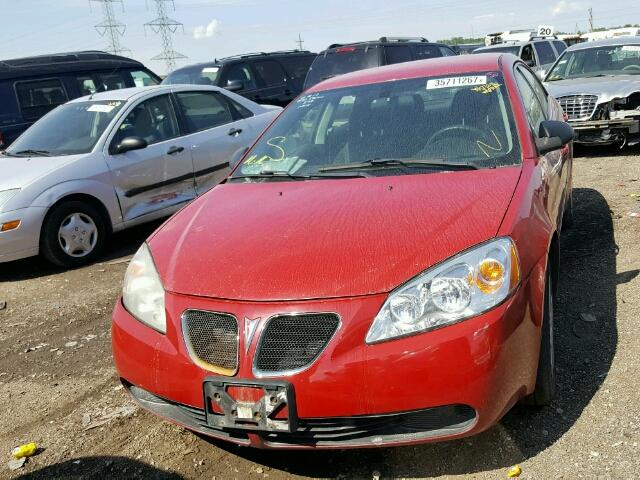 1G2ZF58B374178825 - 2007 PONTIAC G6 VALUE L RED photo 2