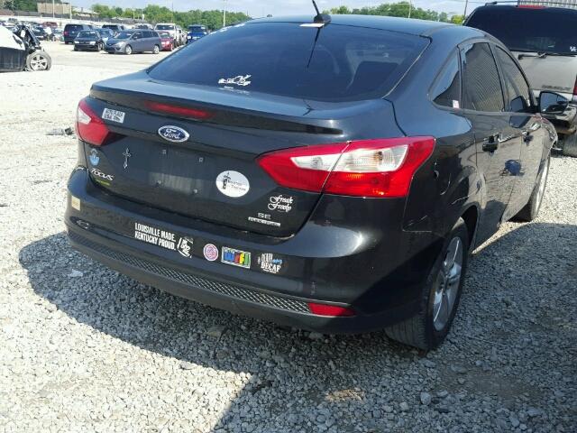 1FADP3F23DL314727 - 2013 FORD FOCUS SE BLACK photo 4