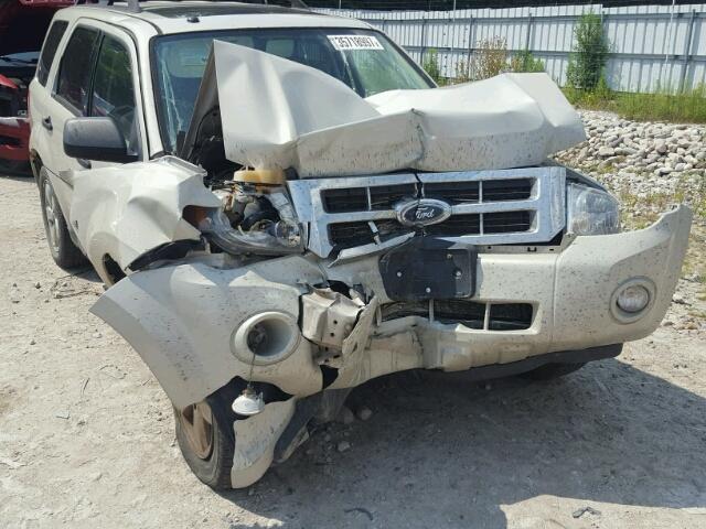 1FMCU03128KB32436 - 2008 FORD ESCAPE XLT BEIGE photo 9