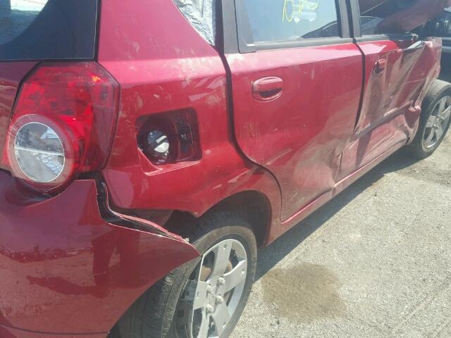 KL1TD6DE3AB058532 - 2010 CHEVROLET AVEO LS RED photo 9