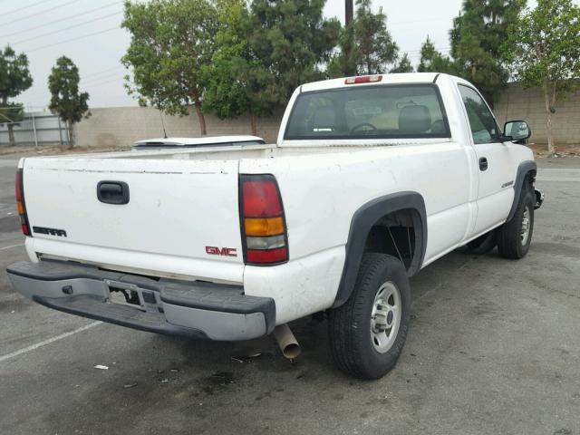 1GTHC24U95E112499 - 2005 GMC SIERRA C25 WHITE photo 4