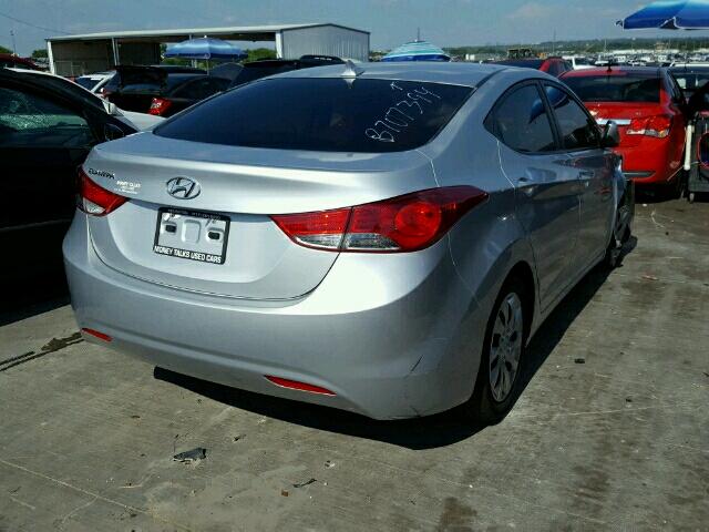 5NPDH4AE6BH060656 - 2011 HYUNDAI ELANTRA GL SILVER photo 4