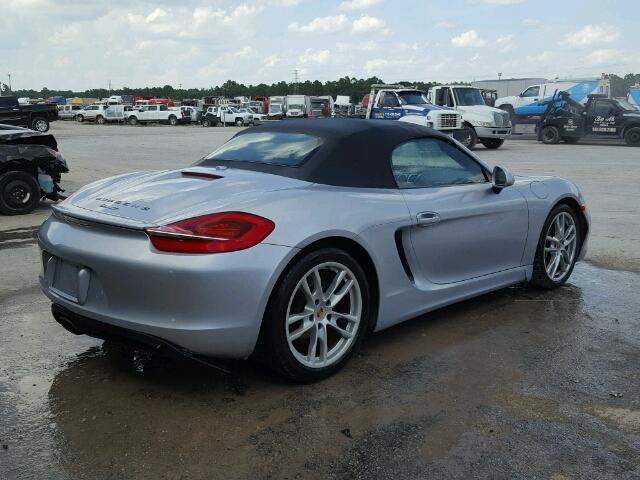 WP0CA2A82ES120582 - 2014 PORSCHE BOXSTER SILVER photo 4