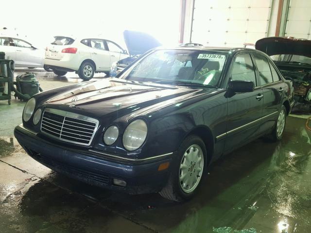 WDBJF20F8VA357834 - 1997 MERCEDES-BENZ E 300D BLUE photo 2