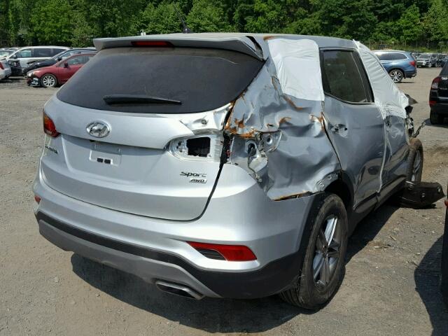 5XYZTDLB8JG551601 - 2018 HYUNDAI SANTA FE S SILVER photo 4