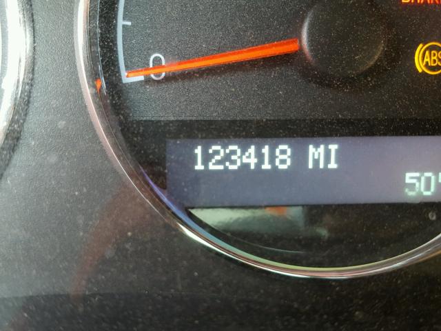 1GNDV331X8D100319 - 2008 CHEVROLET UPLANDER L 银色 照片 8