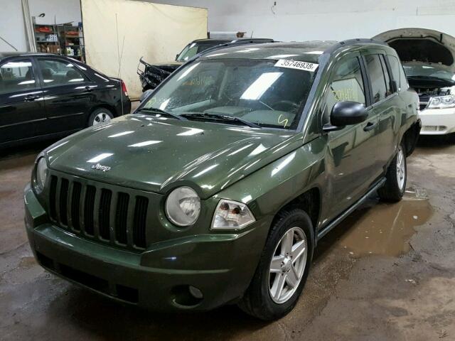 1J8FF47W57D264773 - 2007 JEEP COMPASS GREEN photo 2