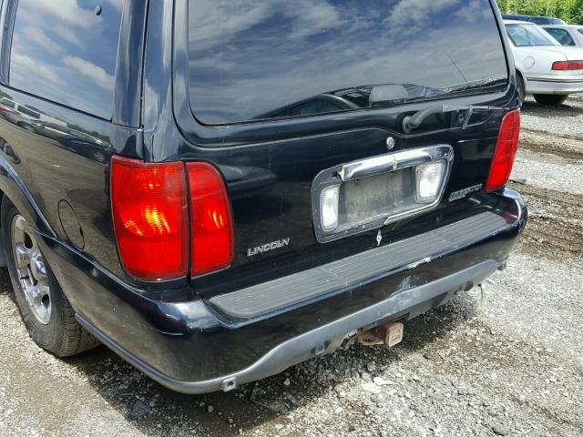5LMFU28A6YLJ32187 - 2000 LINCOLN NAVIGATOR BLACK photo 9