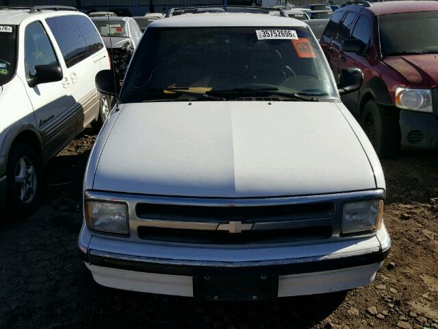 1GNDT13W6S2114078 - 1995 CHEVROLET BLAZER WHITE photo 9