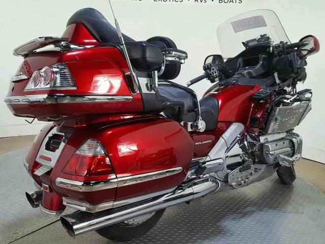 1HFSC47H7AA903590 - 2010 HONDA GL1800 RED photo 8