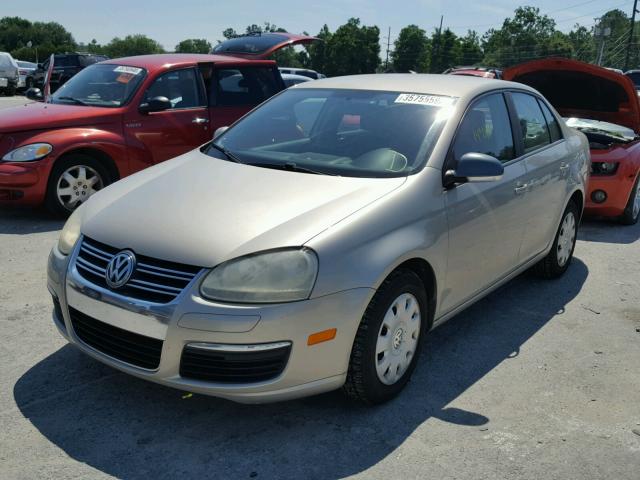 3VWPF71K26M754252 - 2006 VOLKSWAGEN JETTA VALU 棕色 照片 2