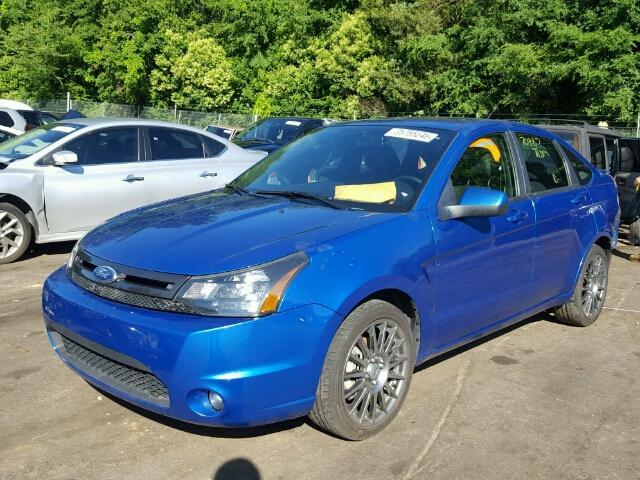 1FAHP3GN0BW187568 - 2011 FORD FOCUS SES BLUE photo 2