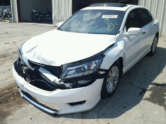 1HGCR2F7XEA239691 - 2014 HONDA ACCORD WHITE photo 2