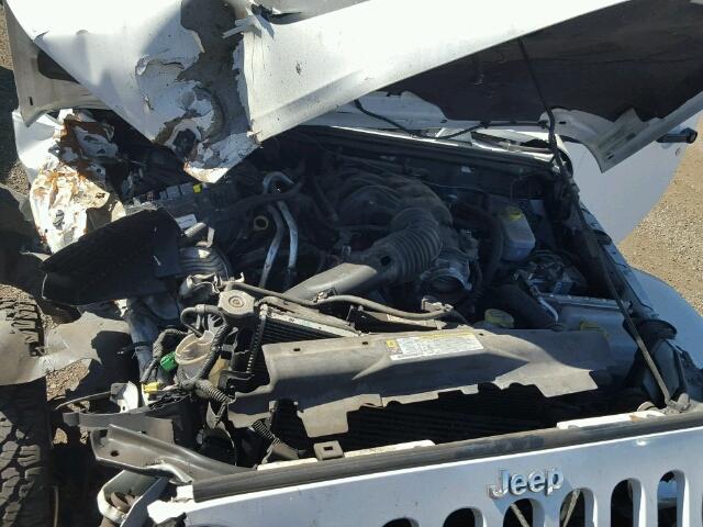 1C4AJWBG9CL172125 - 2012 JEEP WRANGLER S 白色 照片 7
