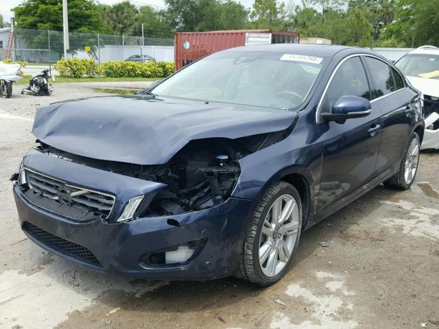 YV1902FH8B2015976 - 2011 VOLVO S60 T6 BLUE photo 2