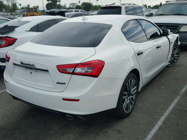 ZAM57XSA2G1176421 - 2016 MASERATI GHIBLI WHITE photo 4