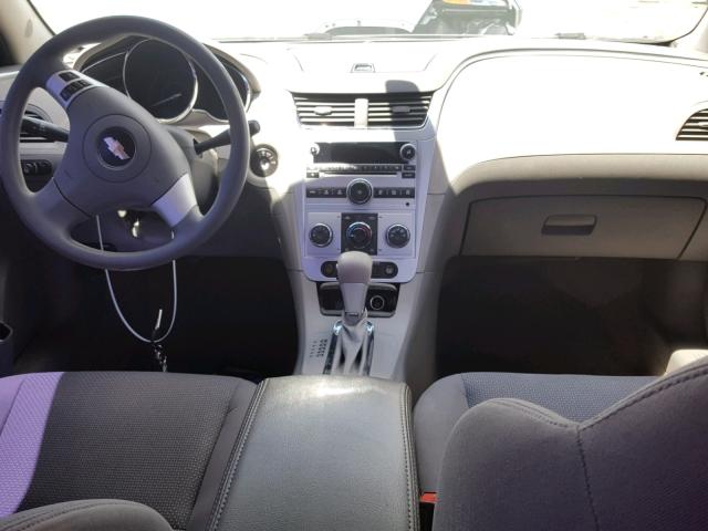 1G1ZA5EU2BF331717 - 2011 CHEVROLET MALIBU LS ვერცხლისფერი ფოტო 9