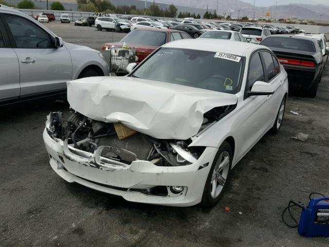 WBA3B1C59EP680674 - 2014 BMW 320 I WHITE photo 2