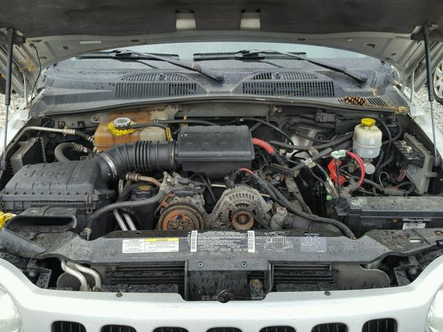 1J4GL38K52W347010 - 2002 JEEP LIBERTY RE SILVER photo 7