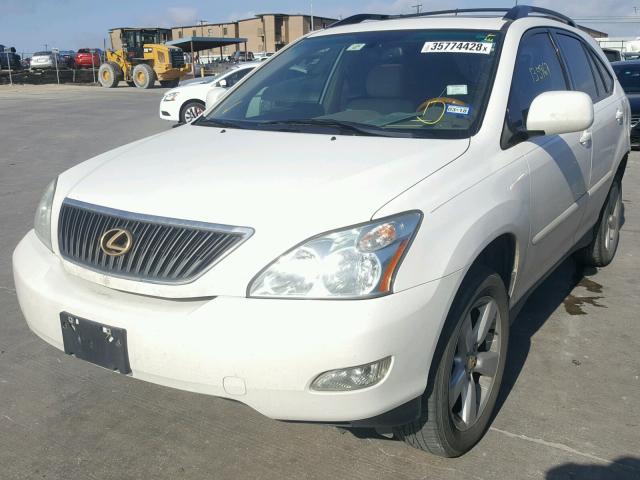 JTJGA31UX40032777 - 2004 LEXUS RX 330 WHITE photo 2