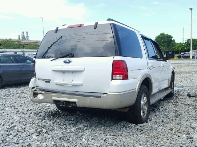 1FMPU17565LB14130 - 2005 FORD EXPEDITION WHITE photo 4