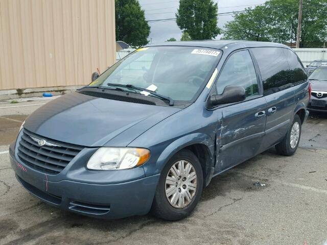 1A4GP45R06B667411 - 2006 CHRYSLER TOWN & COU GREEN photo 2