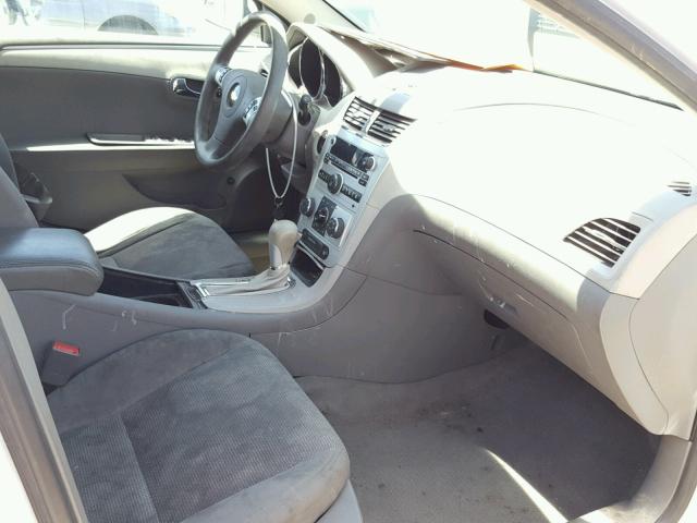 1G1ZC5E18BF362647 - 2011 CHEVROLET MALIBU 1LT 白色 照片 5
