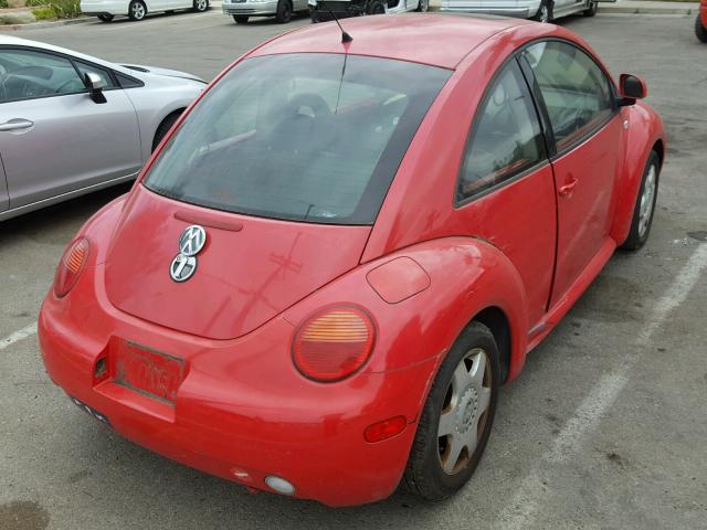 3VWCC21CXYM468980 - 2000 VOLKSWAGEN NEW BEETLE 红色 照片 4