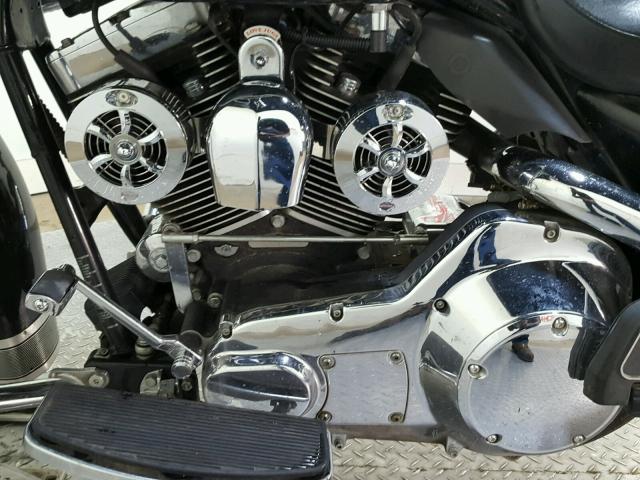 1HD1FCW163Y642053 - 2003 HARLEY-DAVIDSON FLHTCUI BLACK photo 11